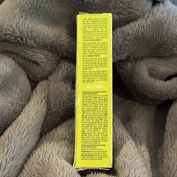 💚🤍Both ‘Brand New’✨Juice Beauty Green Apple Emulsion & Anti Wrinkle- ✔️Sealed - Picture 3 of 9